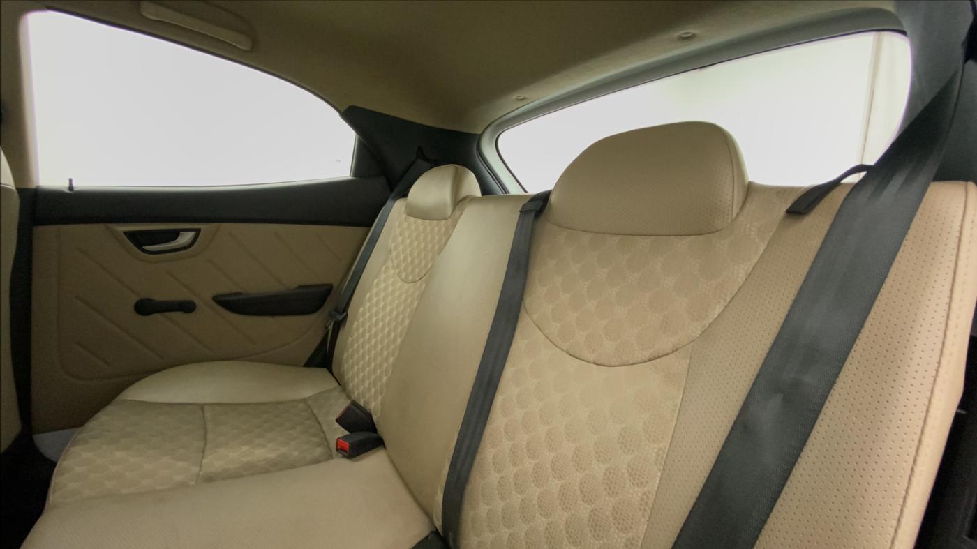 2018 Hyundai Eon SPORTZ, Petrol, Manual, 26,726 km, Right Side Rear Door Cabin