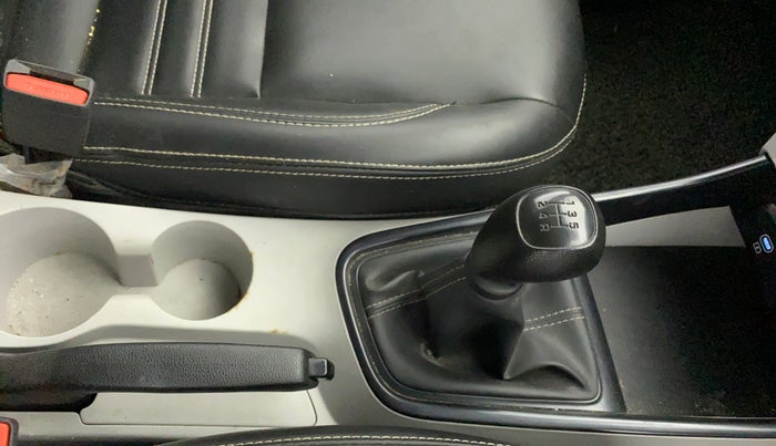 2024 Hyundai NEW I20 SPORTZ 1.2 MT, Petrol, Manual, 41,346 km, Gear Lever