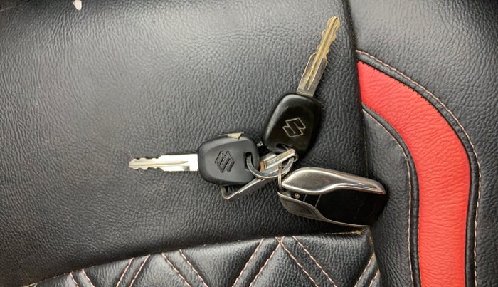 2016 Maruti Alto 800 LXI, Petrol, Manual, 51,218 km, Key Close Up