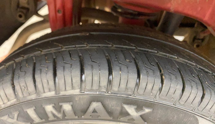 2016 Maruti Alto 800 LXI, Petrol, Manual, 51,218 km, Left Rear Tyre Tread