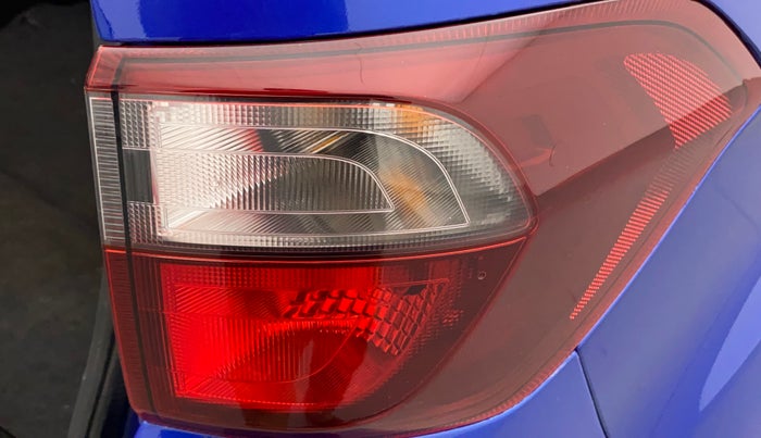2015 Ford Ecosport TITANIUM 1.5L PETROL AT, Petrol, Automatic, 98,585 km, Right tail light - Reverse gear light not functional