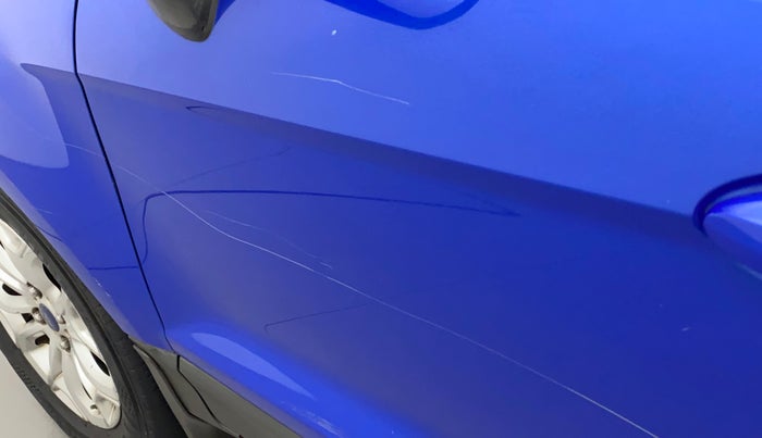 2015 Ford Ecosport TITANIUM 1.5L PETROL AT, Petrol, Automatic, 98,585 km, Front passenger door - Minor scratches