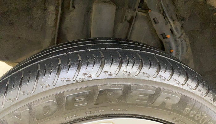 2022 Renault Kiger RXT AMT, Petrol, Automatic, 21,754 km, Right Rear Tyre Tread