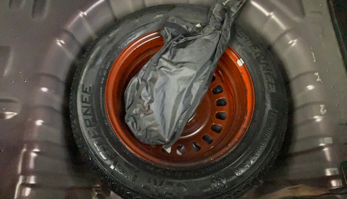 2022 Renault Kiger RXT AMT, Petrol, Automatic, 21,754 km, Spare Tyre