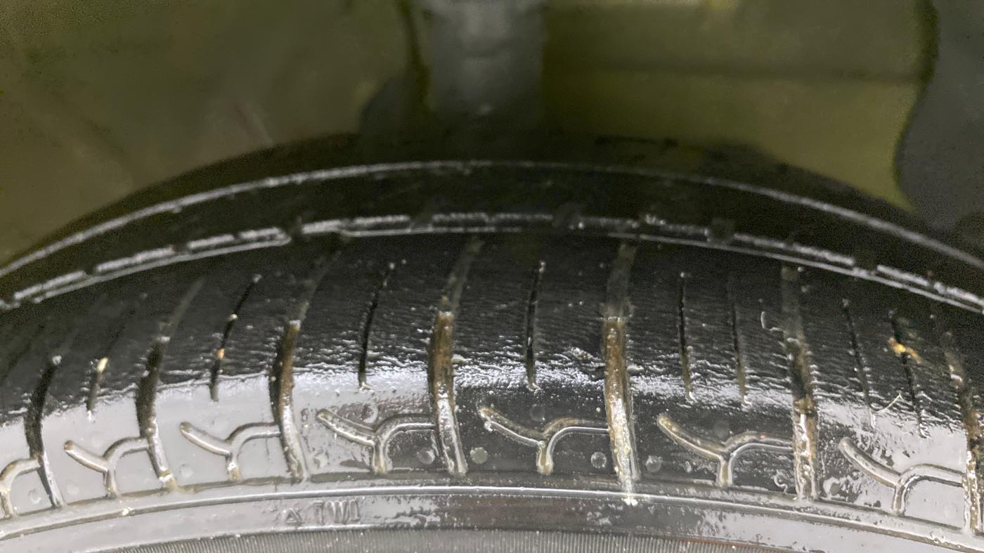 2019 Hyundai NEW SANTRO SPORTZ AMT, Petrol, Automatic, 29,200 km, Right Front Tyre Tread