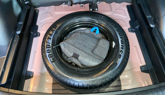 2021 KIA SELTOS GTX PLUS DCT 1.4 PETROL, Petrol, Automatic, 32,698 km, Spare Tyre