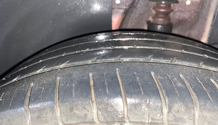 2021 KIA SELTOS GTX PLUS DCT 1.4 PETROL, Petrol, Automatic, 32,698 km, Left Rear Tyre Tread