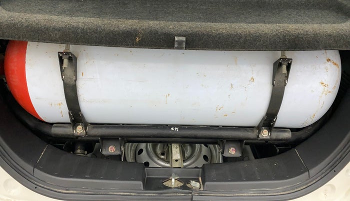 2017 Maruti Wagon R 1.0 LXI CNG, CNG, Manual, 1,17,691 km, Boot Inside