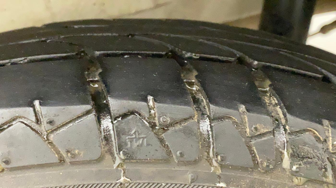 2017 Maruti Wagon R 1.0 LXI CNG, CNG, Manual, 1,17,691 km, Left Rear Tyre Tread