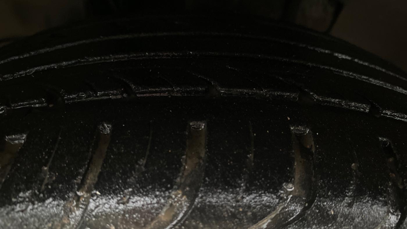 2019 Tata TIAGO JTP 1.2 PETROL, Petrol, Manual, 27,713 km, Left Front Tyre Tread
