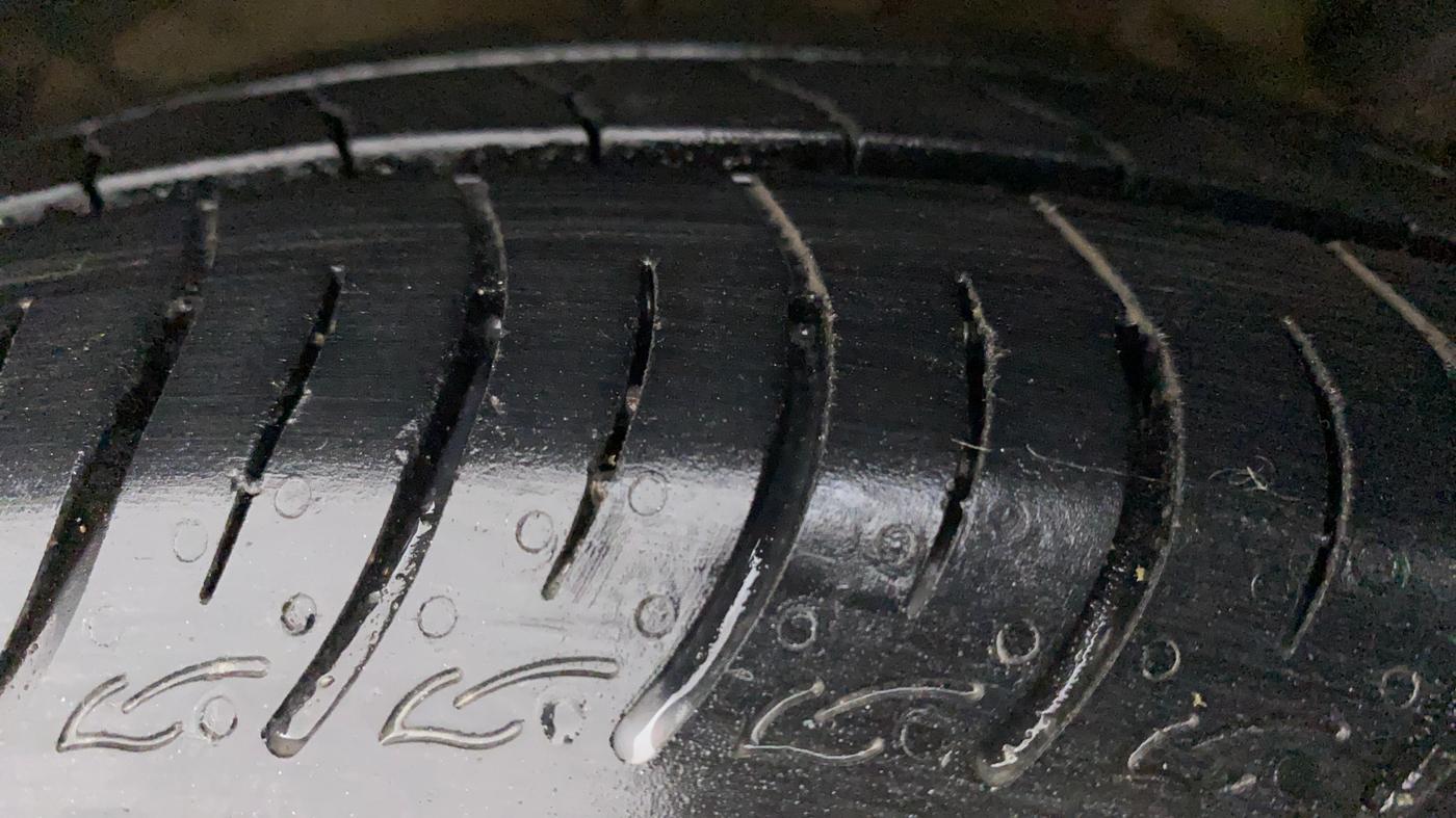 2021 Maruti Baleno DELTA CVT PETROL 1.2, Petrol, Automatic, 28,273 km, Left Front Tyre Tread