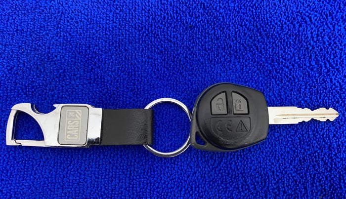 2021 Maruti Baleno DELTA CVT PETROL 1.2, Petrol, Automatic, 28,273 km, Key Close Up