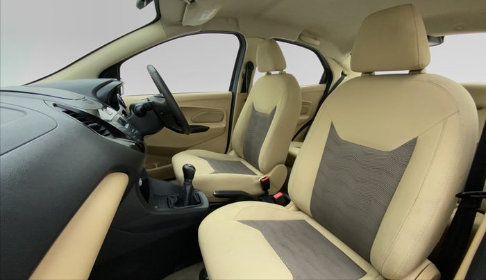 2017 Ford Figo Aspire 1.5 TITANIUM DIESEL, Diesel, Manual, 1,00,827 km, Right Side Front Door Cabin View