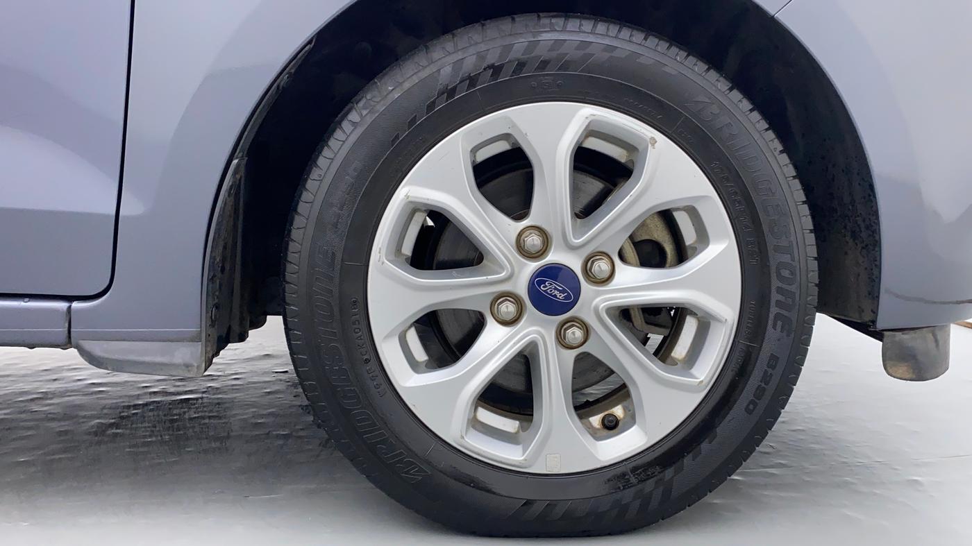 2017 Ford Figo Aspire 1.5 TITANIUM DIESEL, Diesel, Manual, 1,00,827 km, Right Front Tyre