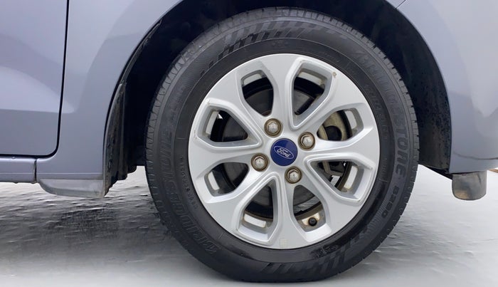 2017 Ford Figo Aspire 1.5 TITANIUM DIESEL, Diesel, Manual, 1,00,827 km, Right Front Tyre