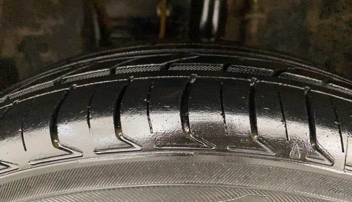 2020 Datsun Go Plus T(O), Petrol, Manual, 76,762 km, Left Front Tyre Tread