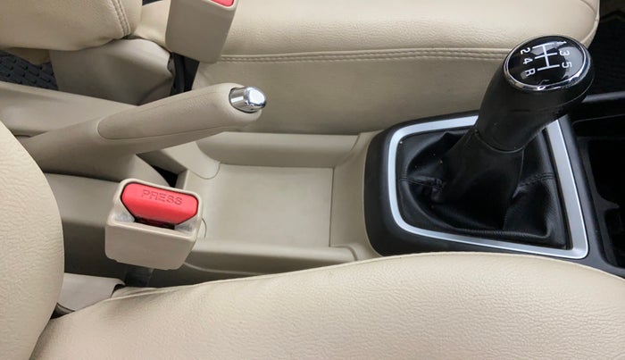 2020 Maruti Dzire VXI, Petrol, Manual, 49,295 km, Gear Lever