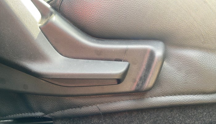 2020 Maruti IGNIS ZETA 1.2 AMT, Petrol, Automatic, 57,618 km, Driver Side Adjustment Panel