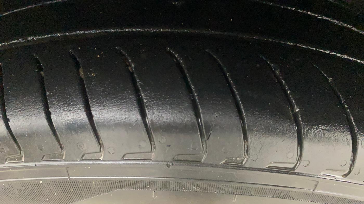 2020 Maruti IGNIS ZETA 1.2 AMT, Petrol, Automatic, 57,710 km, Left Front Tyre Tread