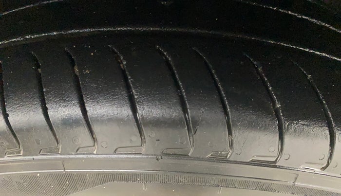 2020 Maruti IGNIS ZETA 1.2 AMT, Petrol, Automatic, 57,618 km, Left Front Tyre Tread