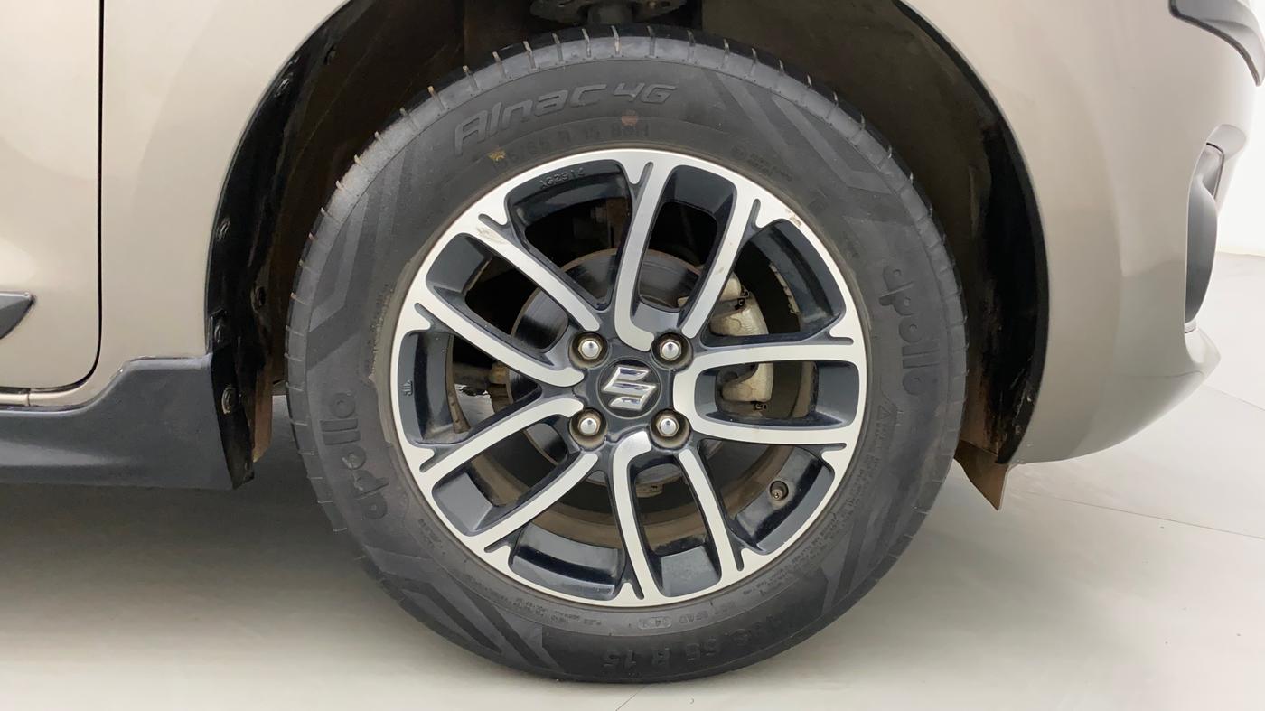 2019 Maruti Swift ZXI PLUS, Petrol, Manual, 52,467 km, Right Front Wheel