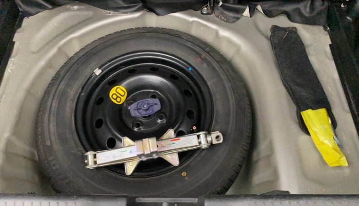 2019 Maruti Swift ZXI PLUS, Petrol, Manual, 52,467 km, Spare Tyre
