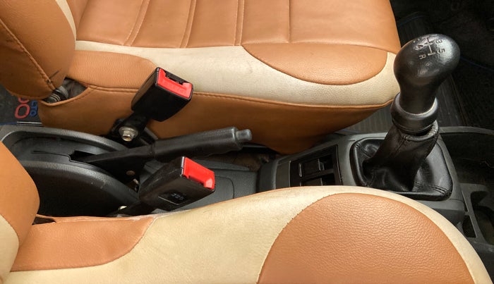 2017 Maruti Alto 800 LXI, Petrol, Manual, 88,837 km, Gear Lever