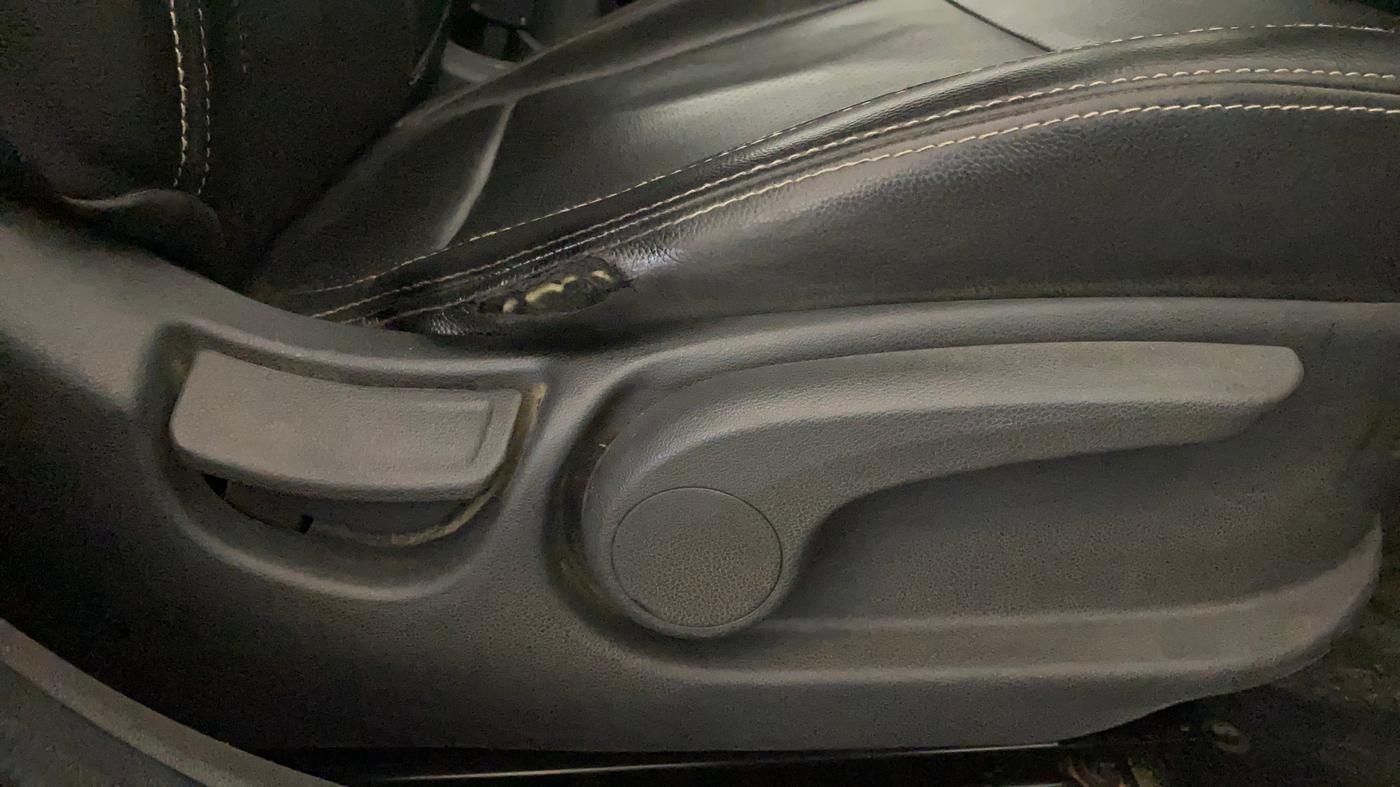 2019 Hyundai Verna 1.6 VTVT SX + AT, Petrol, Automatic, 40,204 km, Driver Side Adjustment Panel