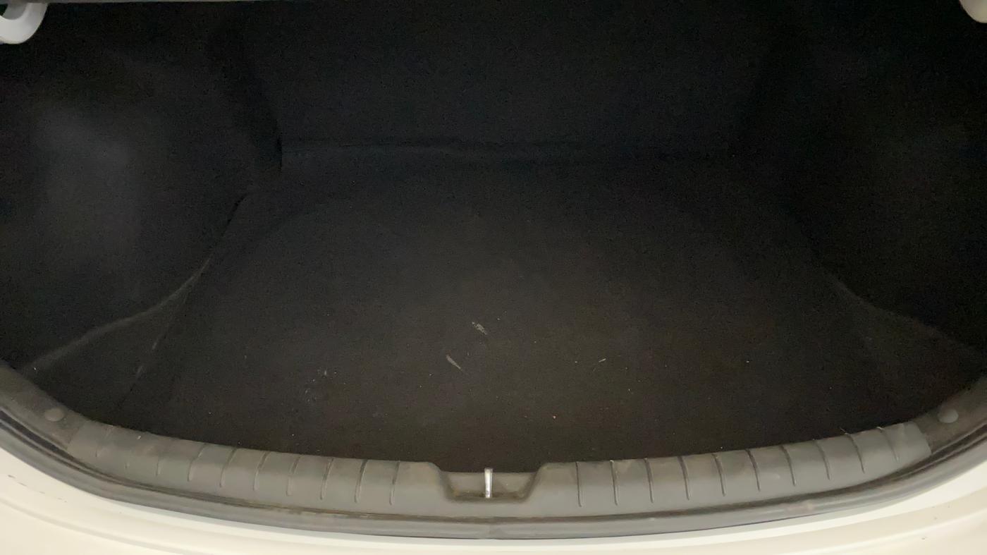 2019 Hyundai Verna 1.6 VTVT SX + AT, Petrol, Automatic, 40,204 km, Boot Inside