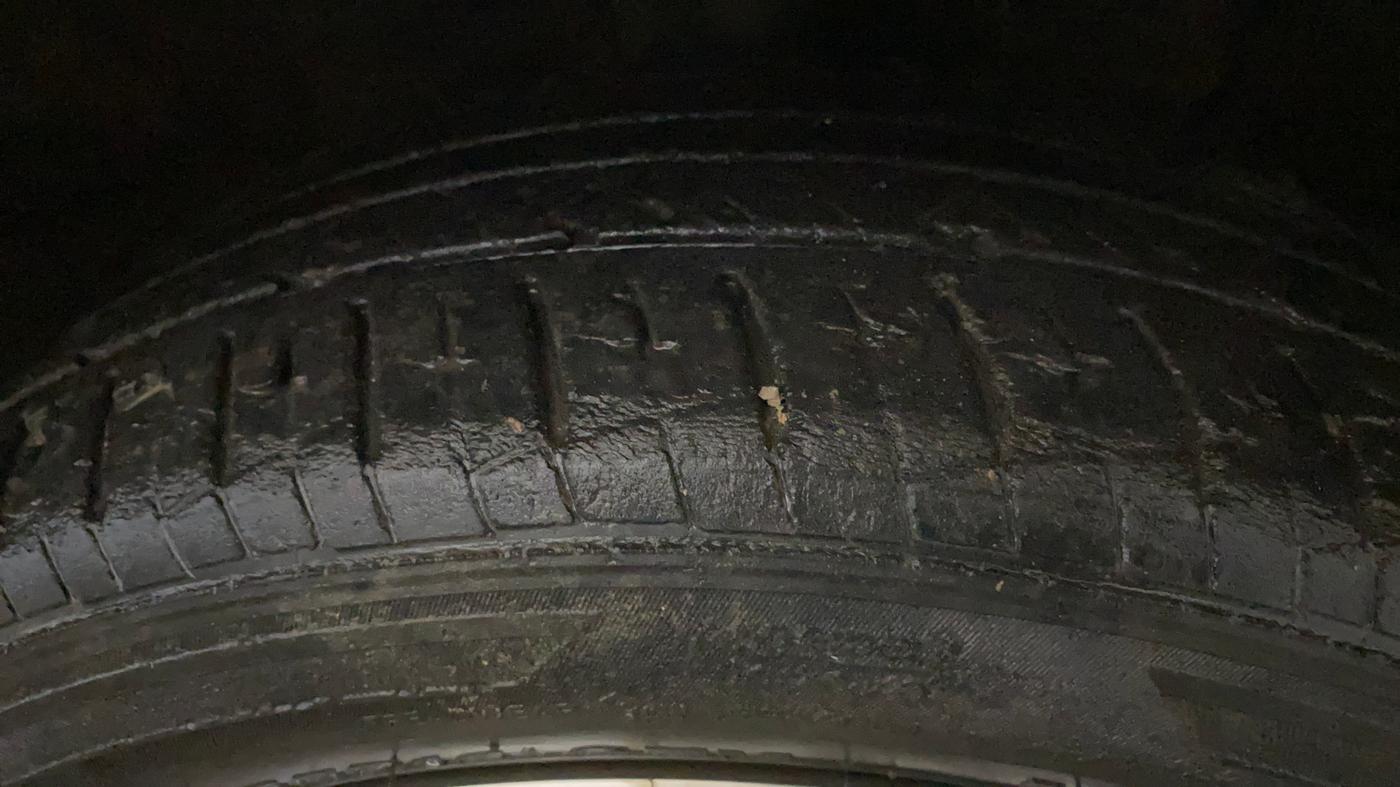 2019 Hyundai Verna 1.6 VTVT SX + AT, Petrol, Automatic, 40,204 km, Right Front Tyre Tread