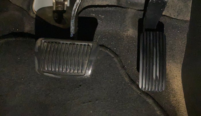 2019 Hyundai Verna 1.6 VTVT SX + AT, Petrol, Automatic, 40,204 km, Pedals