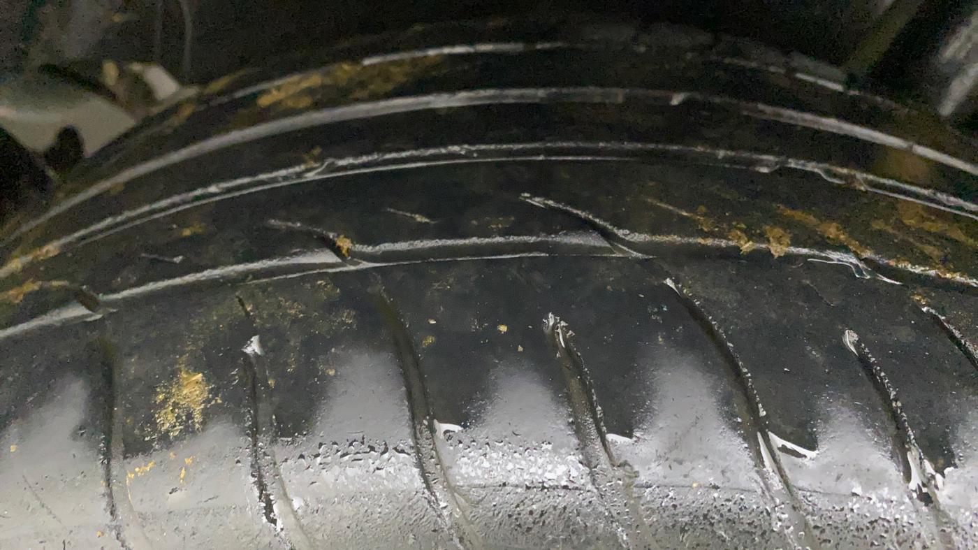 2015 Maruti Swift ZXI, Petrol, Manual, 47,908 km, Left Rear Tyre Tread