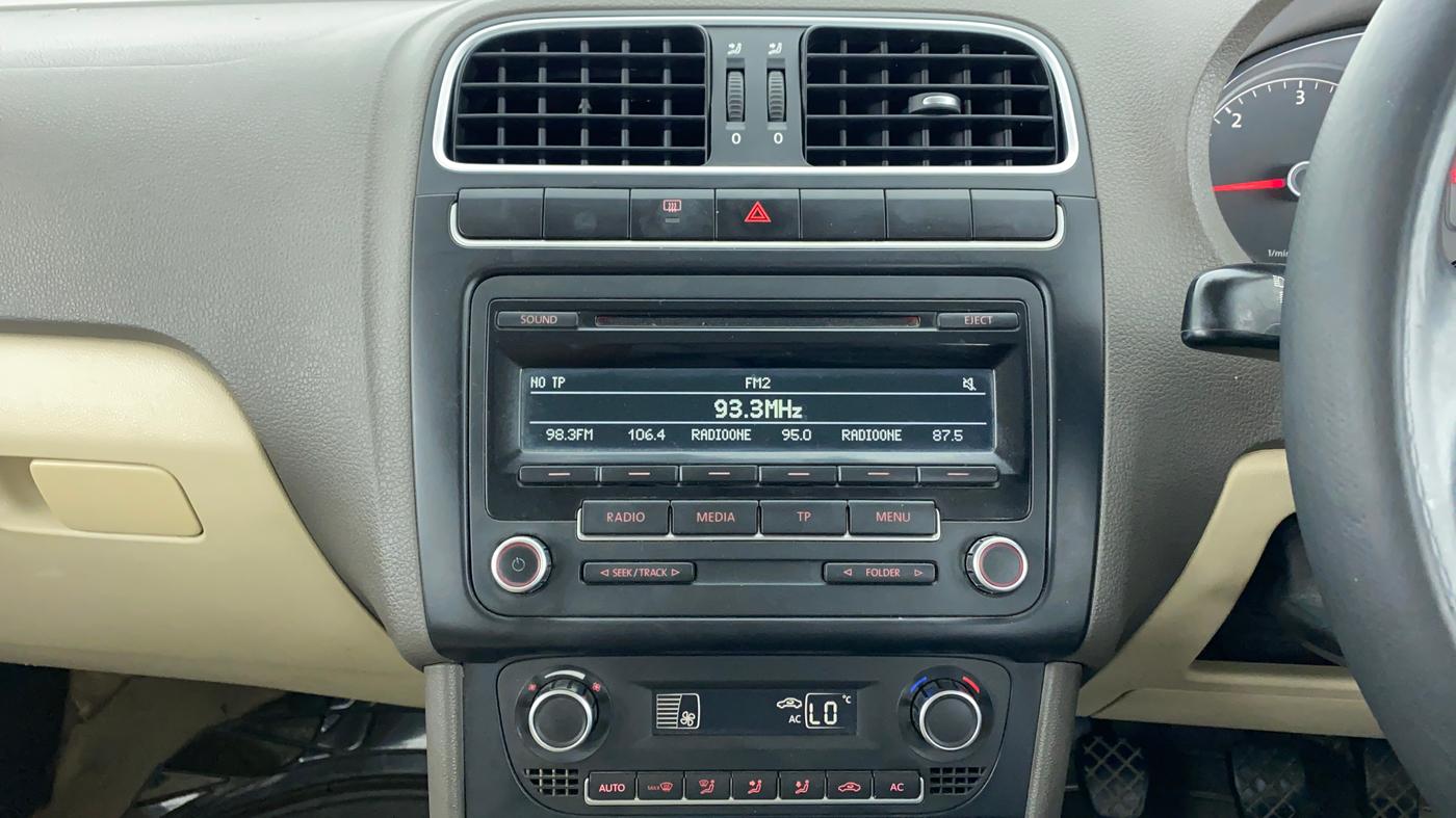 2013 Volkswagen Vento HIGHLINE DIESEL, Diesel, Manual, 75,680 km, Air Conditioner