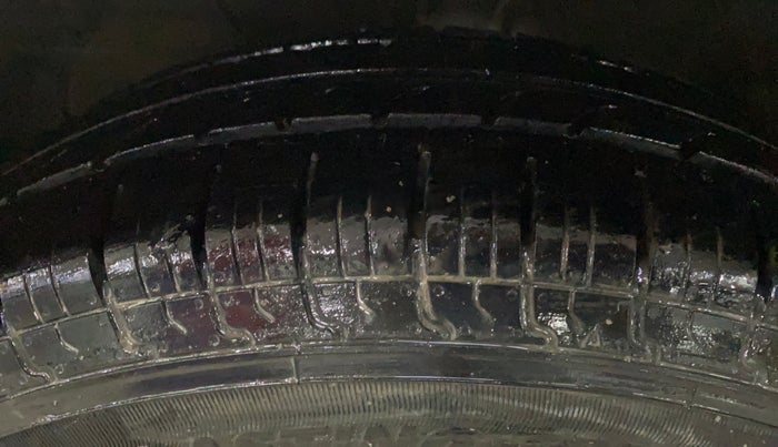 2020 Maruti Swift VXI, Petrol, Manual, 49,751 km, Left Front Tyre Tread