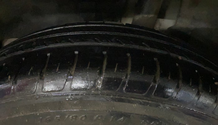 2020 Maruti Swift VXI, Petrol, Manual, 49,751 km, Left Rear Tyre Tread