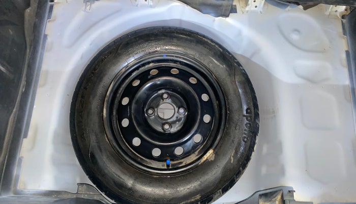 2020 Maruti Swift VXI, Petrol, Manual, 49,751 km, Spare Tyre