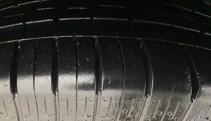 2019 Maruti Dzire ZXI PLUS AMT, Petrol, Automatic, 59,320 km, Right Front Tyre Tread