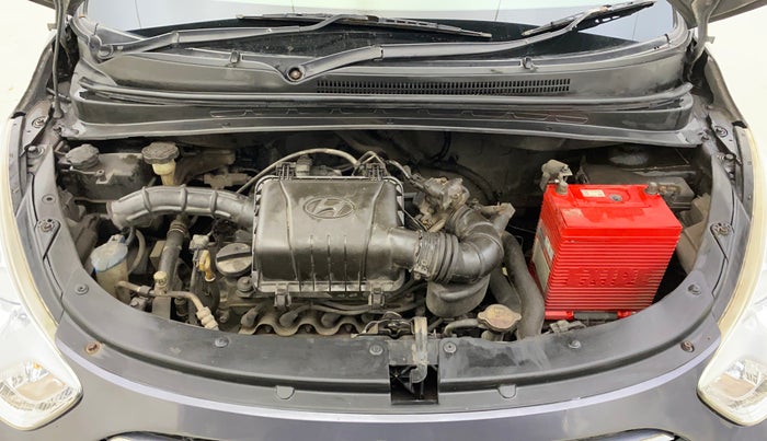 2014 Hyundai i10 SPORTZ 1.1, Petrol, Manual, 20,612 km, Engine View