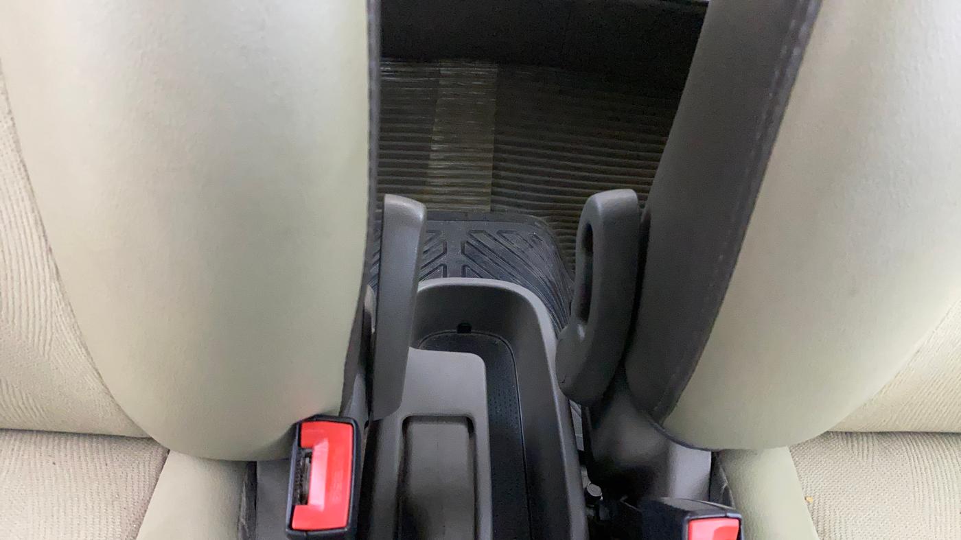 2014 Hyundai i10 SPORTZ 1.1, Petrol, Manual, 20,612 km, Driver Side Adjustment Panel