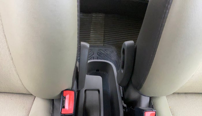 2014 Hyundai i10 SPORTZ 1.1, Petrol, Manual, 20,612 km, Driver Side Adjustment Panel