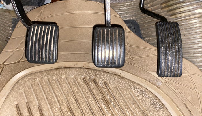 2014 Hyundai i10 SPORTZ 1.1, Petrol, Manual, 20,612 km, Pedals