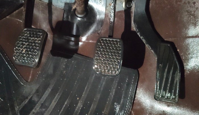 2019 Maruti Alto 800 LXI CNG, CNG, Manual, 86,040 km, Pedals