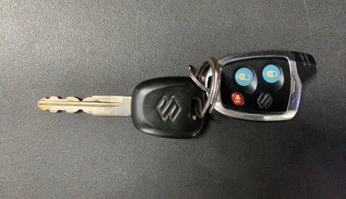 2018 Maruti Wagon R 1.0 LXI CNG, CNG, Manual, 51,937 km, Key Close Up