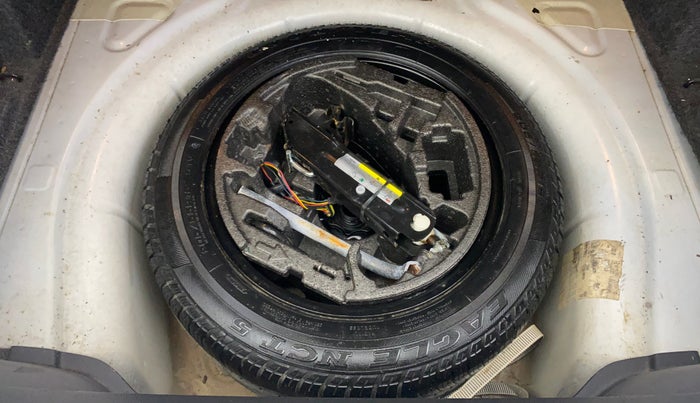 2015 Skoda Superb ELEGANCE 1.8 TSI AT, Petrol, Automatic, 57,653 km, Spare Tyre