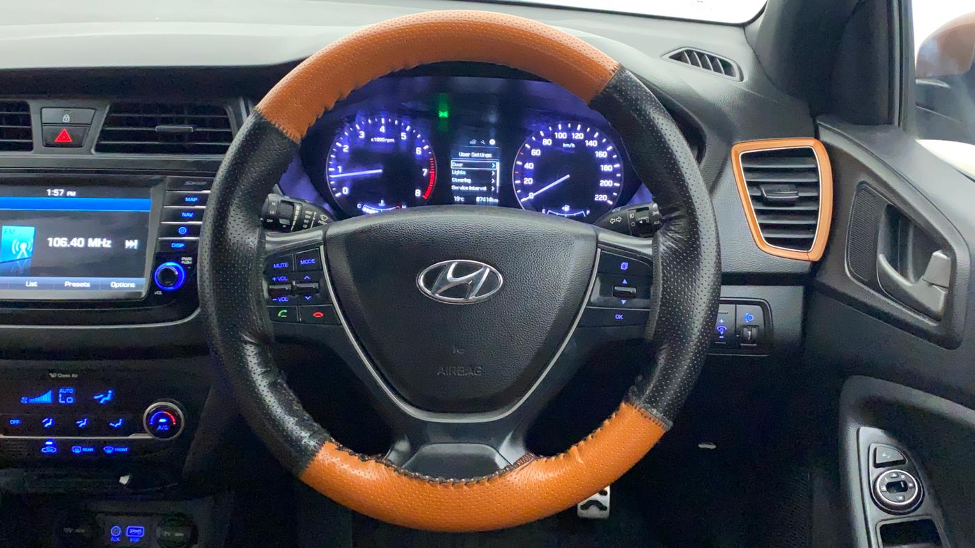2015 Hyundai i20 Active 1.2 SX, Petrol, Manual, 87,530 km, Steering Wheel Close Up