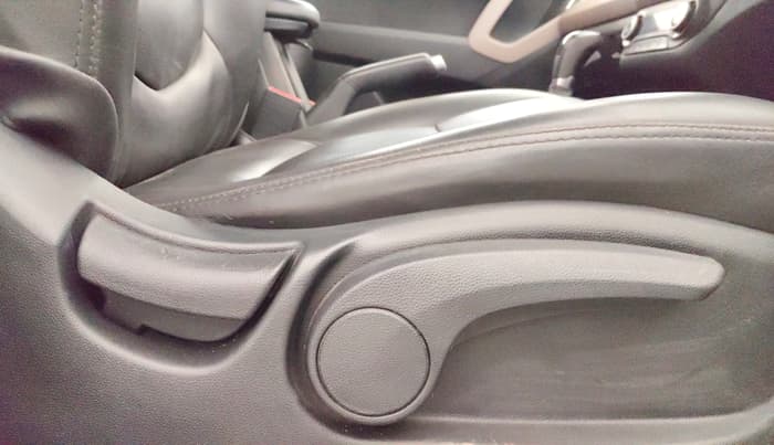 2018 Hyundai Creta SX AT 1.6 PETROL, Petrol, Automatic, 30,314 km, Driver Side Adjustment Panel