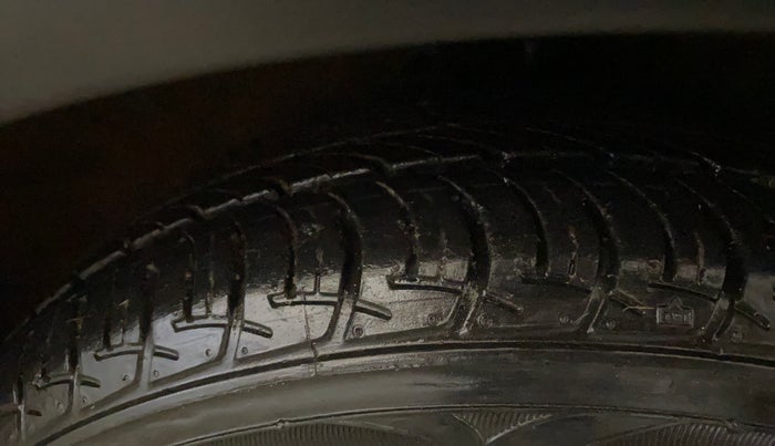 2018 Maruti Celerio X VXI (O) AMT, Petrol, Automatic, 65,770 km, Right Front Tyre Tread