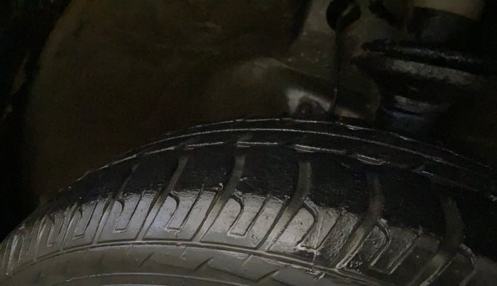 2015 Maruti Wagon R 1.0 VXI, Petrol, Manual, 18,186 km, Right Front Tyre Tread