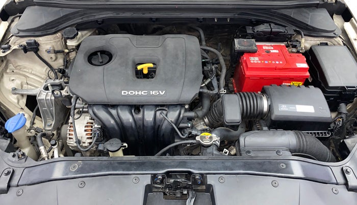 2018 Hyundai New Elantra 2.0 SX AT PETROL, Petrol, Automatic, 1,04,317 km, Engine View