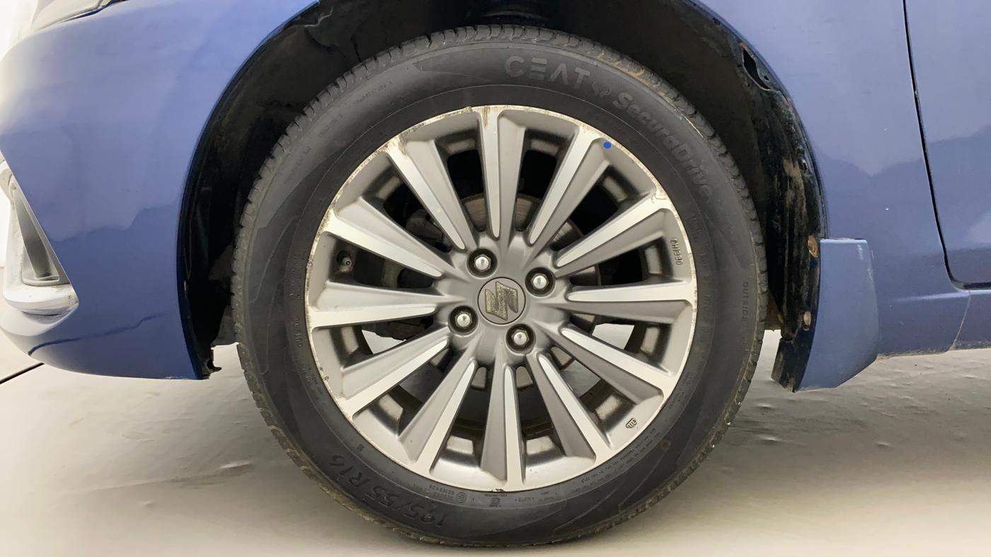 2018 Maruti Ciaz ALPHA  AT 1.5 SHVS PETROL, Petrol, Automatic, 60,904 km, Left Front Wheel